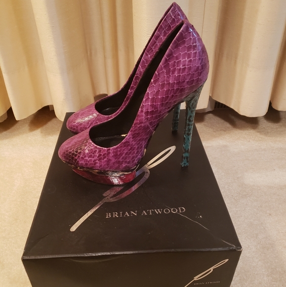 Ladies heels - Picture 3 of 8